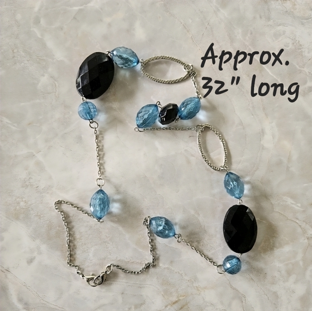 🔥3/$20 Vintage Back and Blue Long Silver Necklace